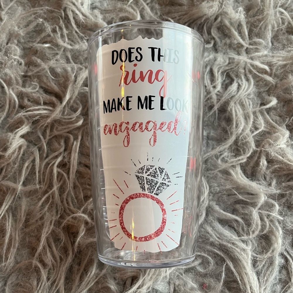 🚫DONATING SOON🚫tervis engaged cup EUC